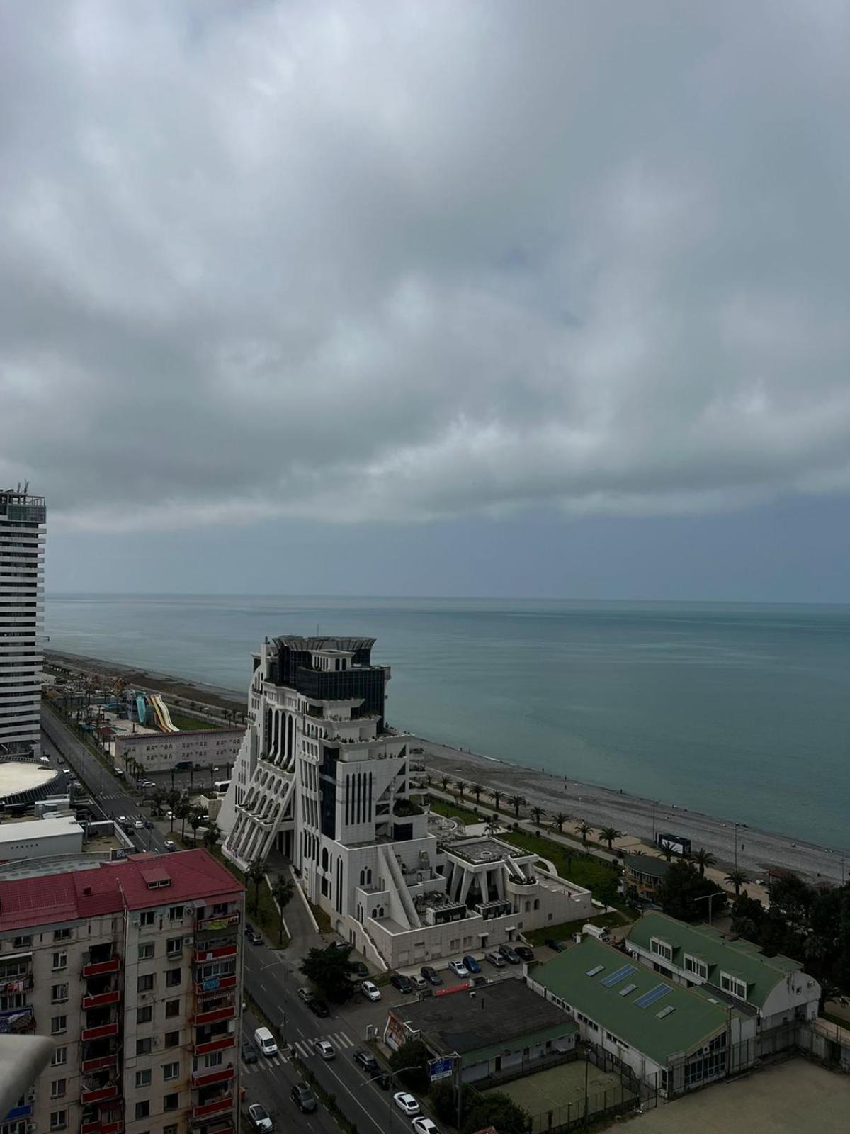 Holiday Premium Apartments Batumi Kültér fotó